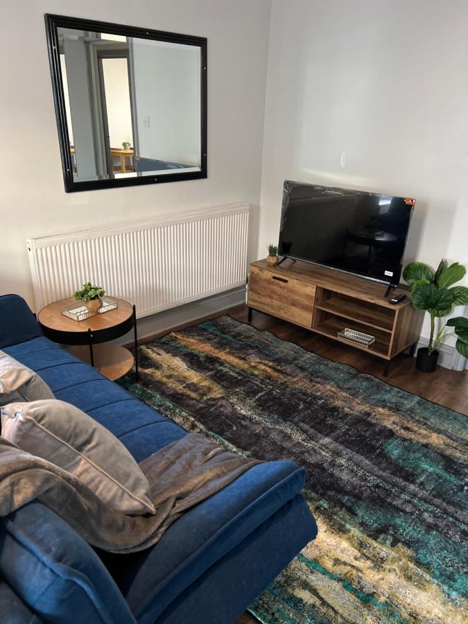 Dalston 1 Bedroom Flat Лондон Екстериор снимка