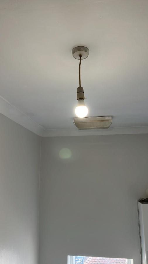 Dalston 1 Bedroom Flat Лондон Екстериор снимка